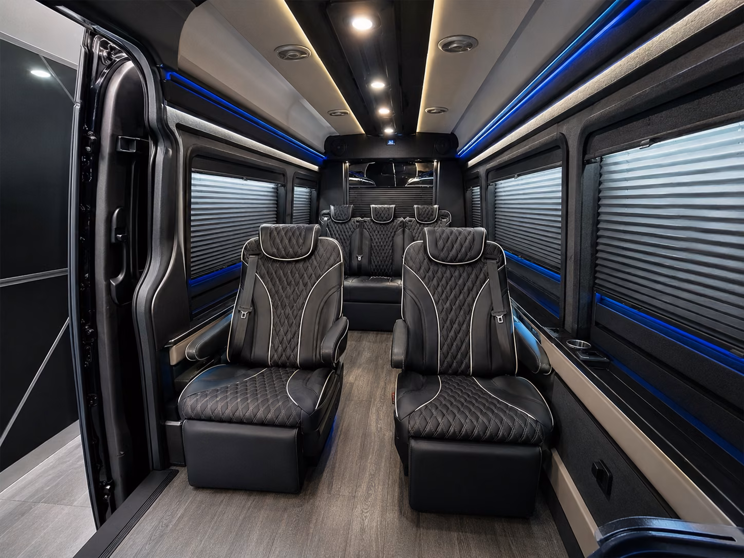 group airport transfers to long beach and john wayne airport